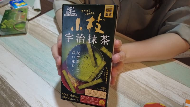 【抹茶開箱！這款竟然還能補充B群？！】森永期間限定＋蛋白棒＋巧克力方塊全試吃｜日本 抹茶巧克力 抹茶餅乾 推薦｜抹茶控必看